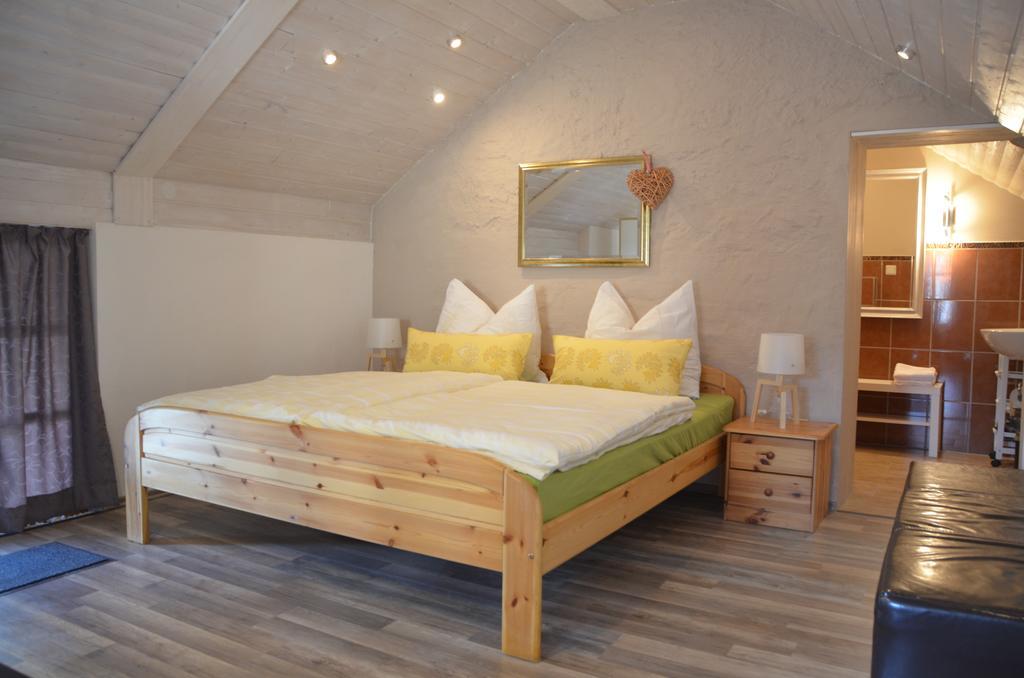 Ferienwohnung Stuebchen Salmtal Exteriör bild